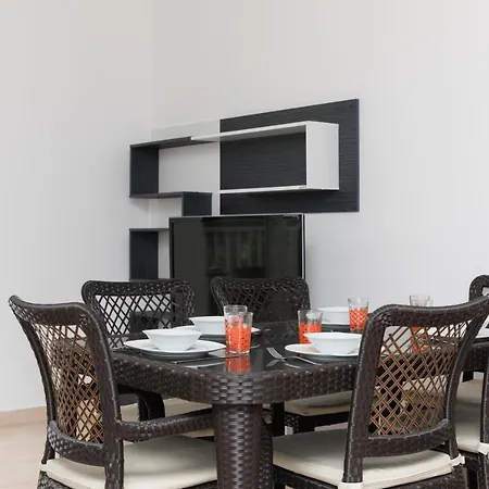 Barbara Apartment Sutivan