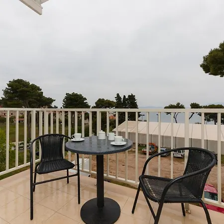 Barbara Apartment Sutivan